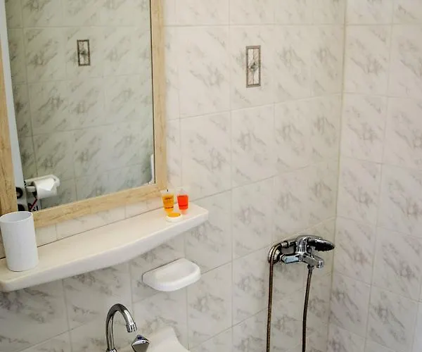 Margo * Antiparos Town