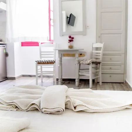 Margo Antiparos Città